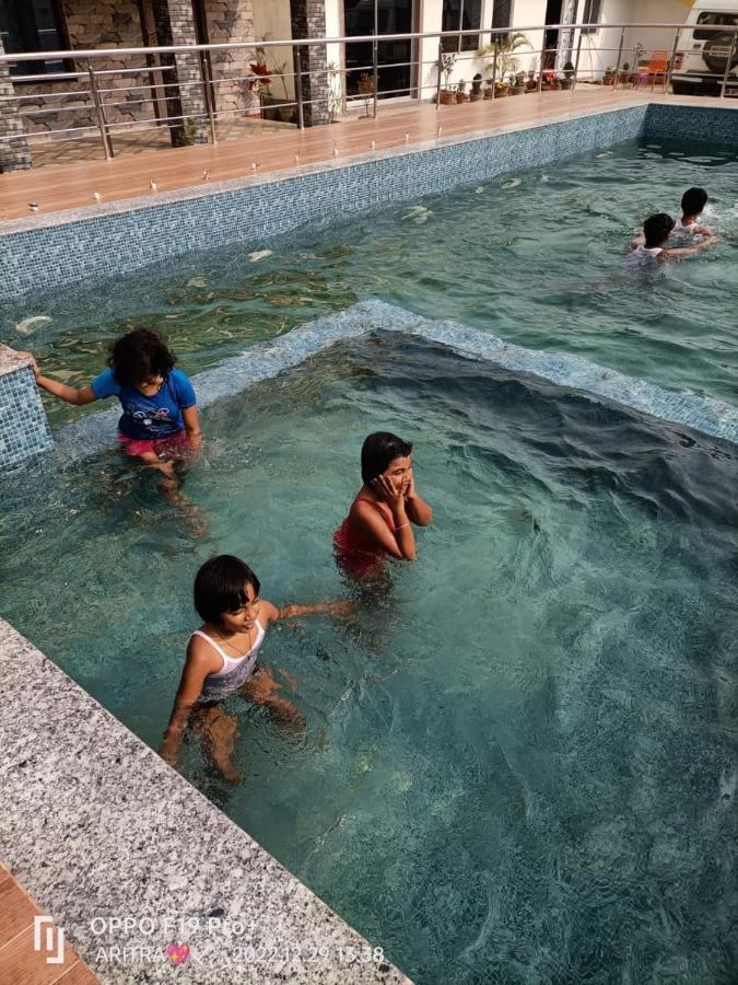 מנדרמוני A1 Beach Resort מראה חיצוני תמונה